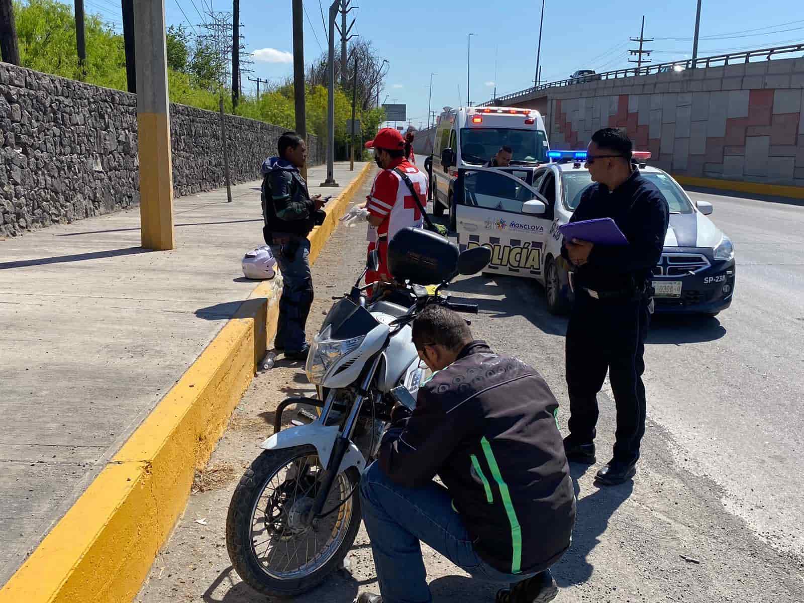 Derrapa en moto 