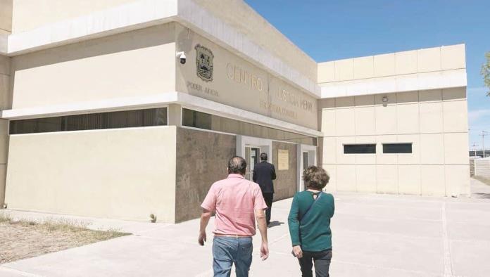 7 años de cárcel  por abusar de su hija