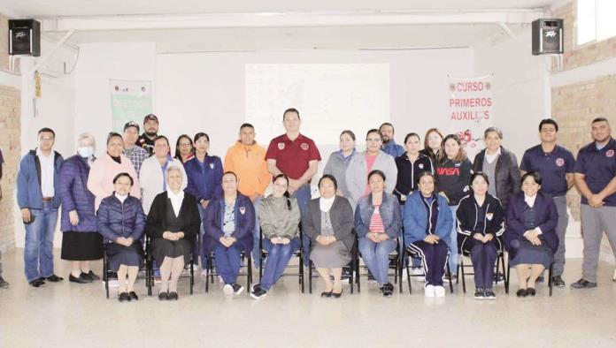 Avanza capacitación en primeros auxilios 