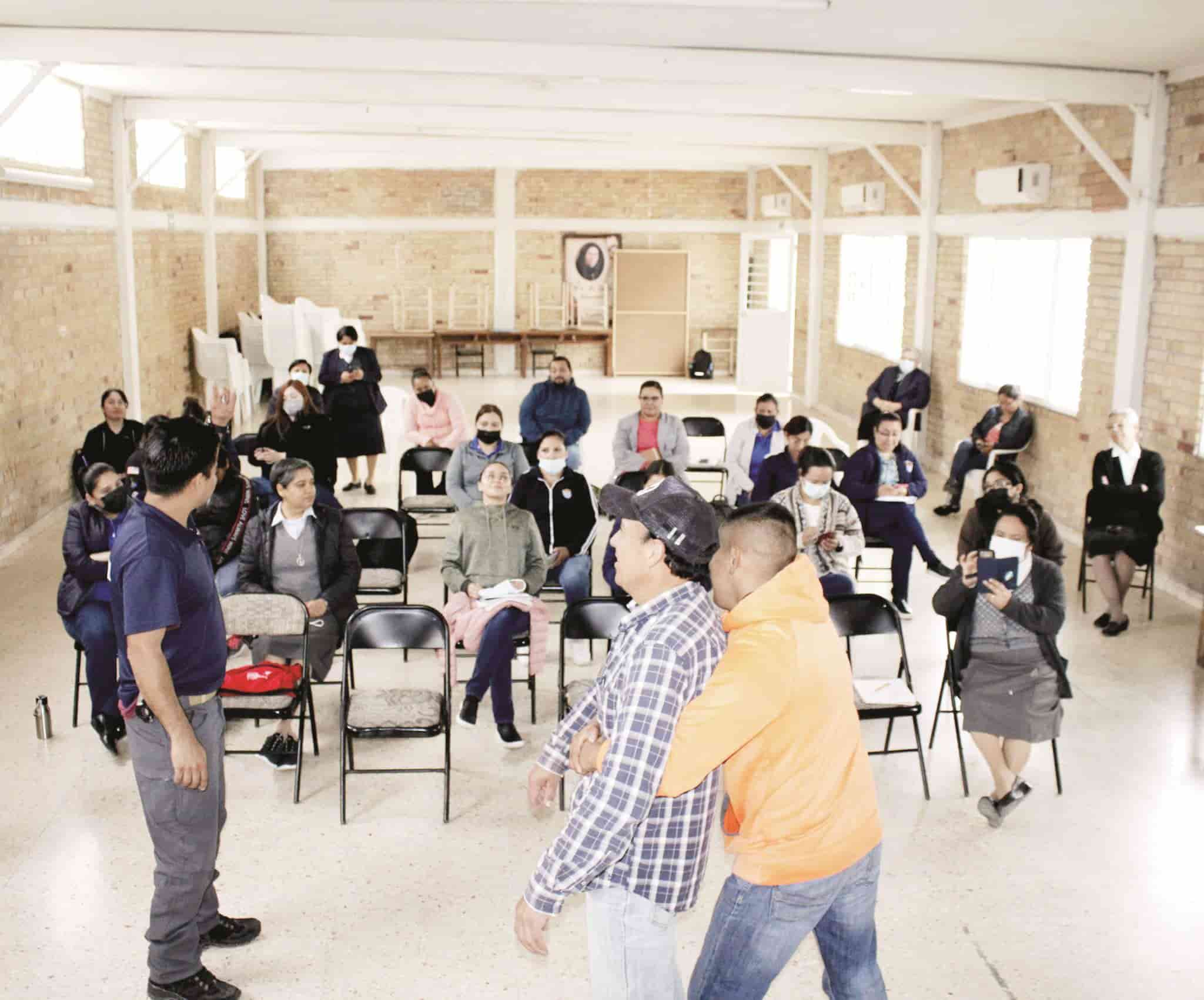 Avanza capacitación en primeros auxilios 