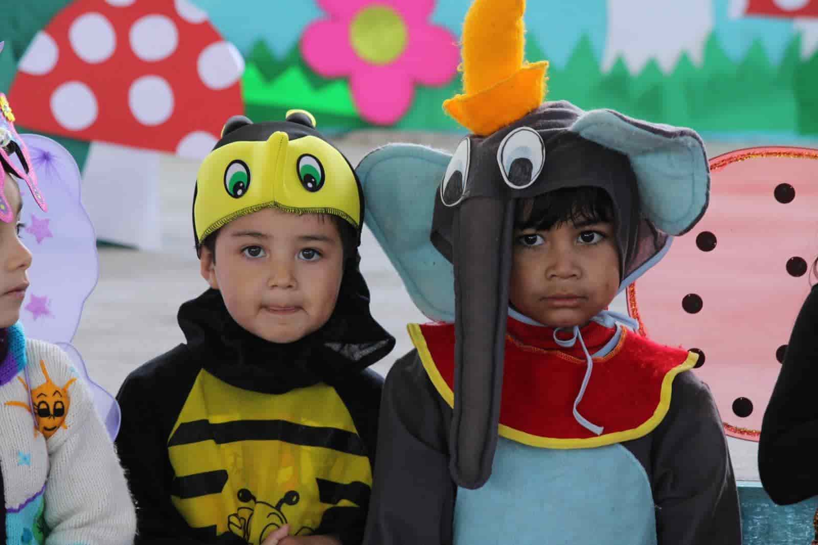 Celebran Primera en jardín de Niños