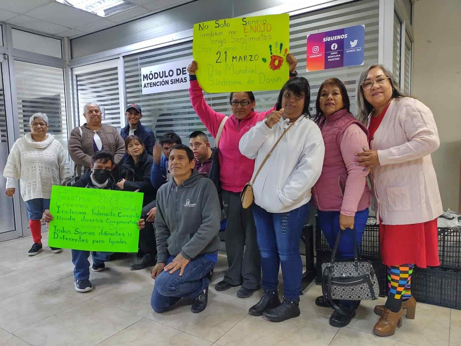 Visitan presidencia alumnos del CAM