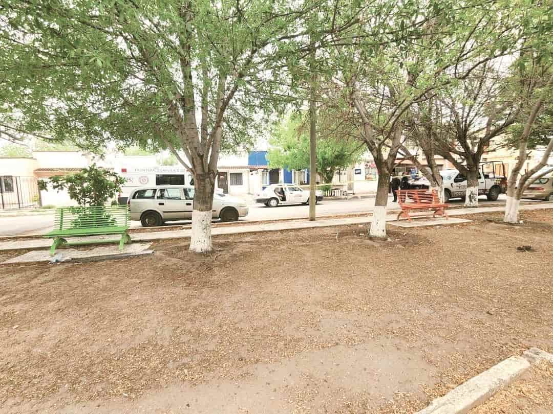 Muere maestra en taxi