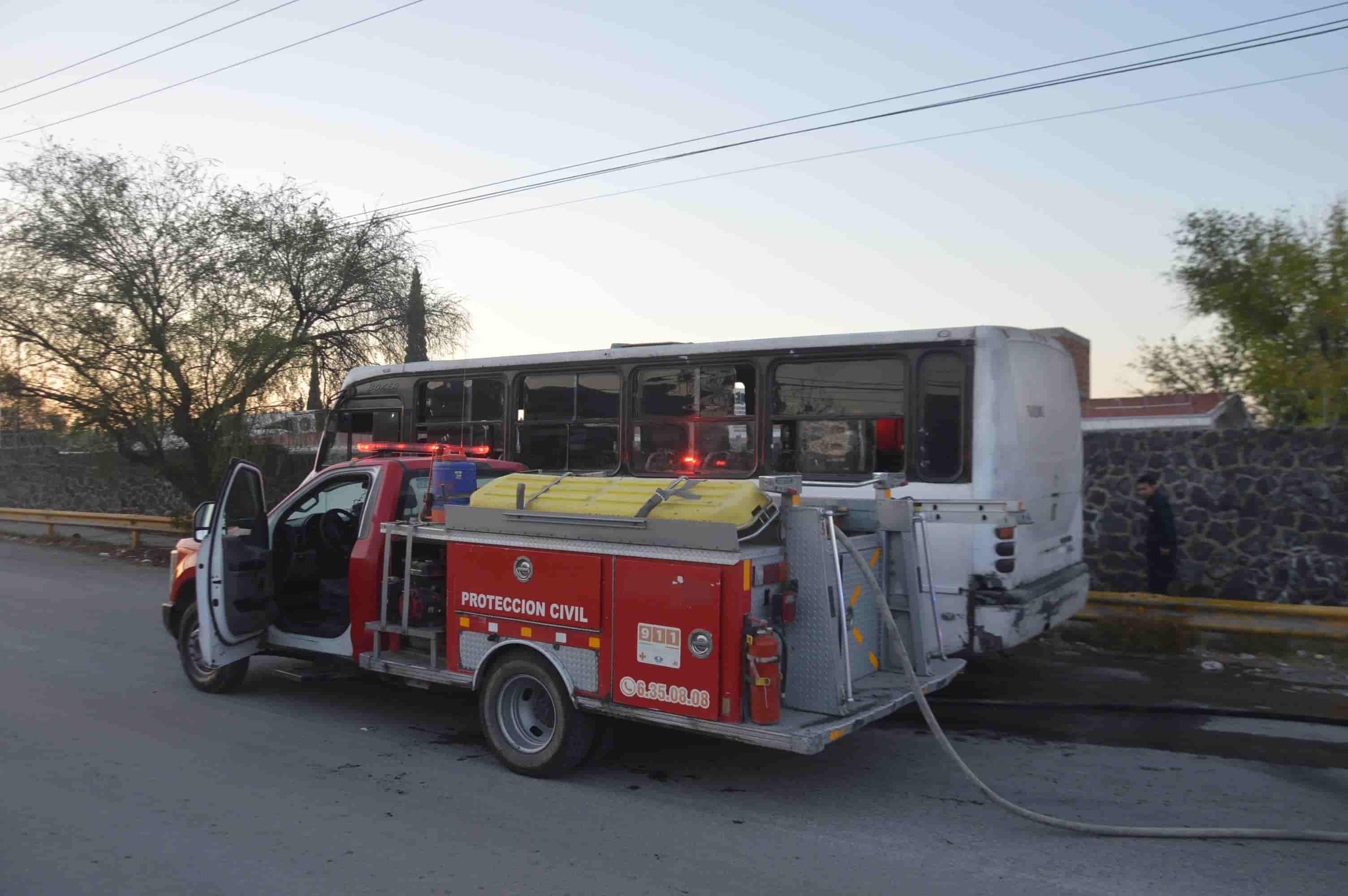 Se incendia camión de Pytco