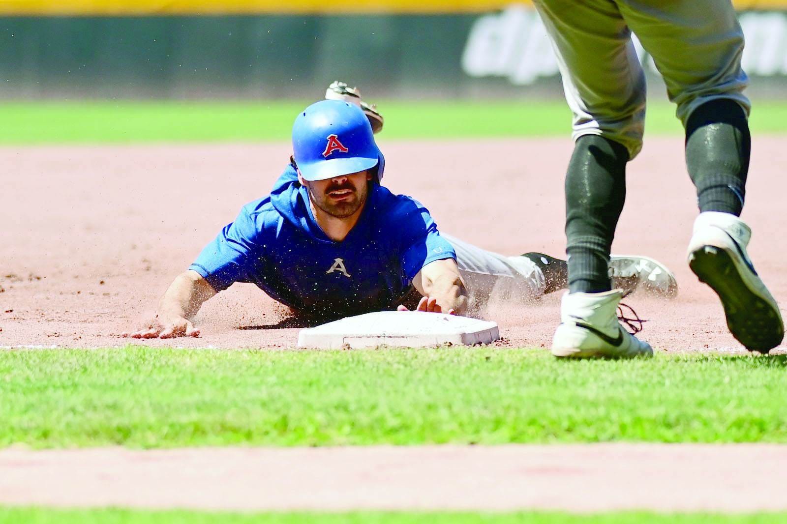 Francisco Peguero conectó cuadrangular