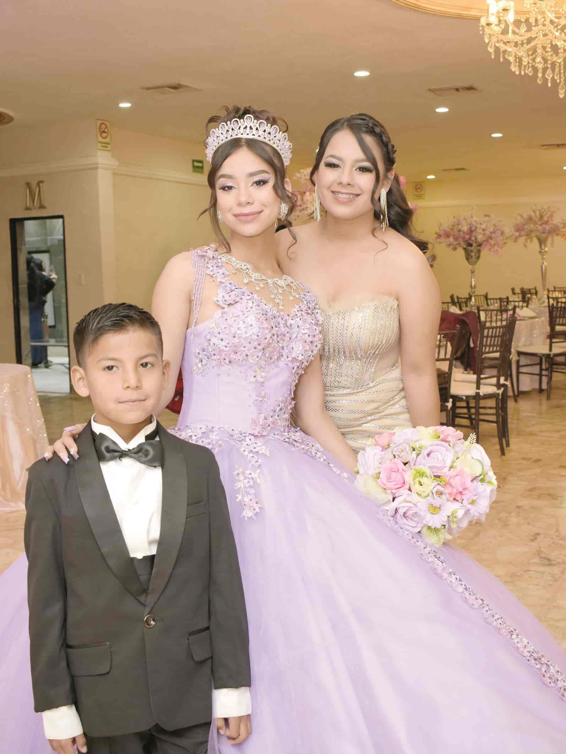 Mariana llega a sus quince años