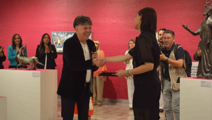 Inauguran exposición de Leonora Carrington