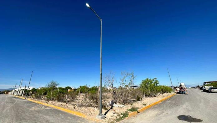 Ilumina Frontera colonia Regidores