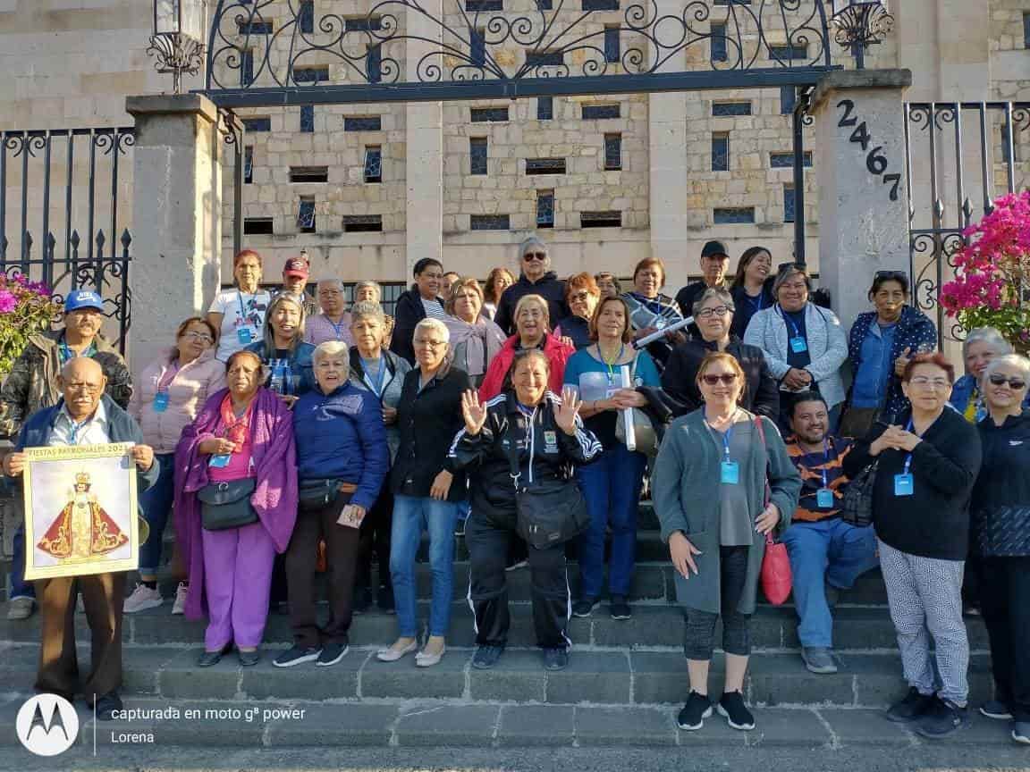 Visitan adultos a Michoacán