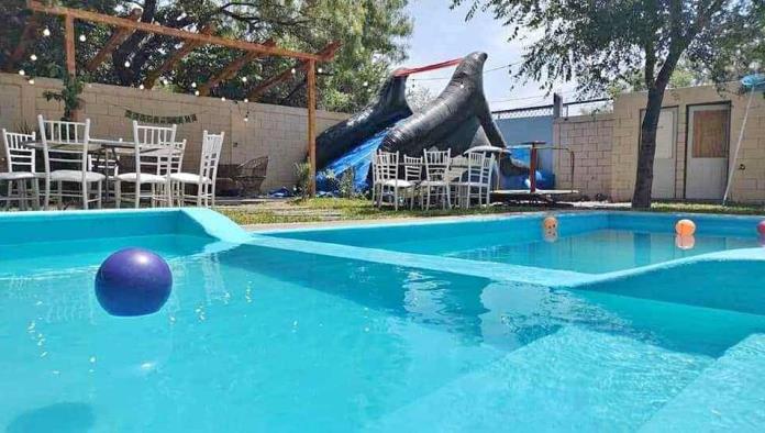 Deben quintas pagar por evento