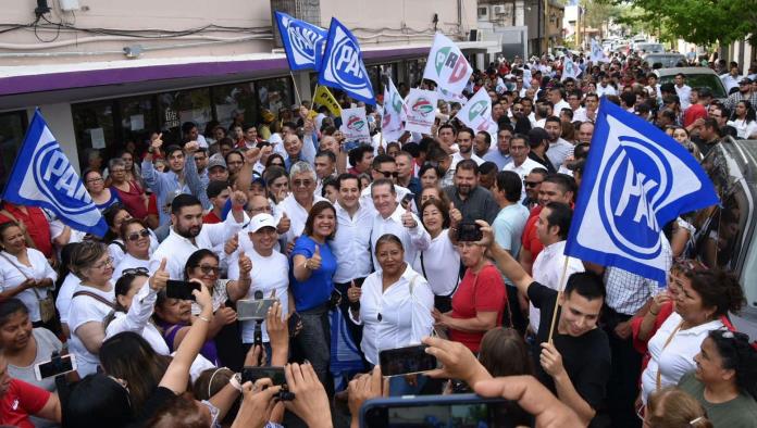 Se registra Memo Ruiz por la diputación local