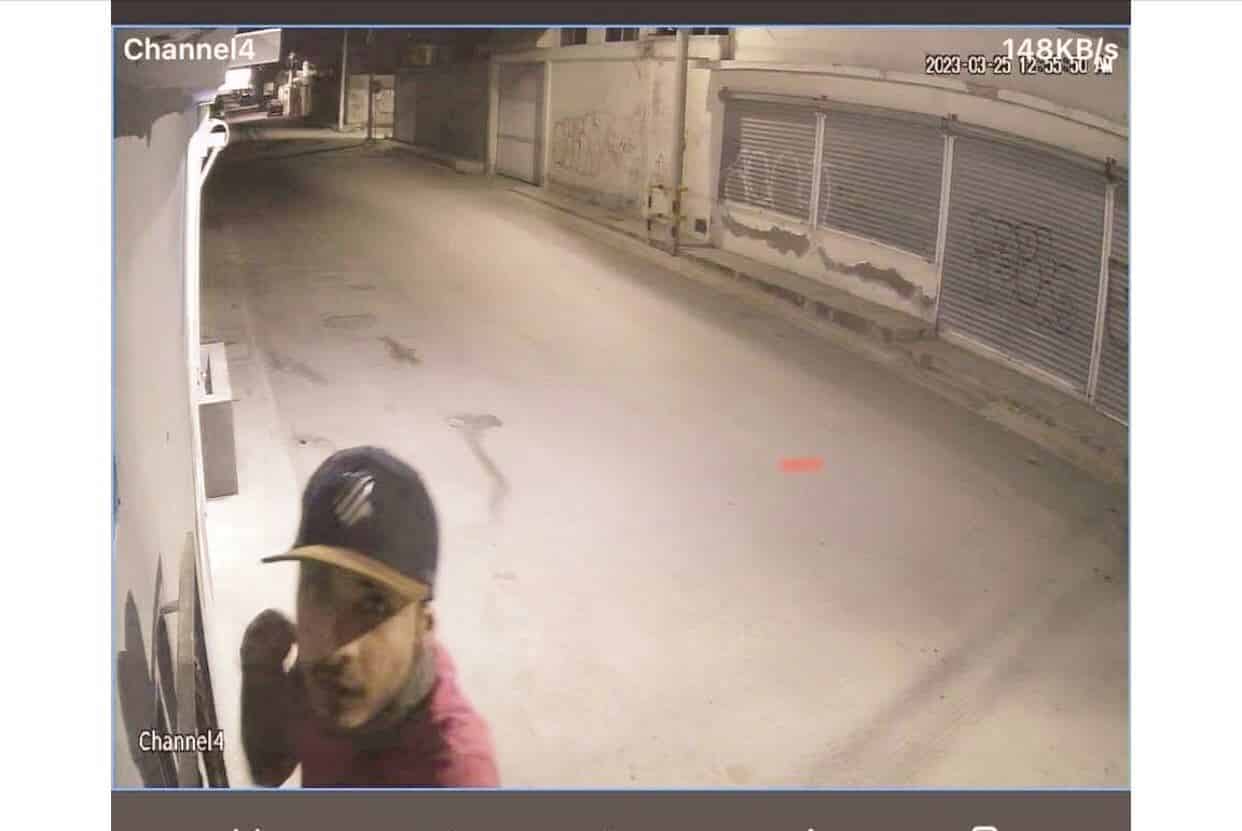 Atrapan a ‘ratón’ que robó cámaras 