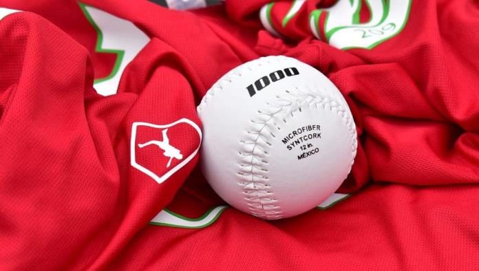 Entrega Hugo mas uniformes