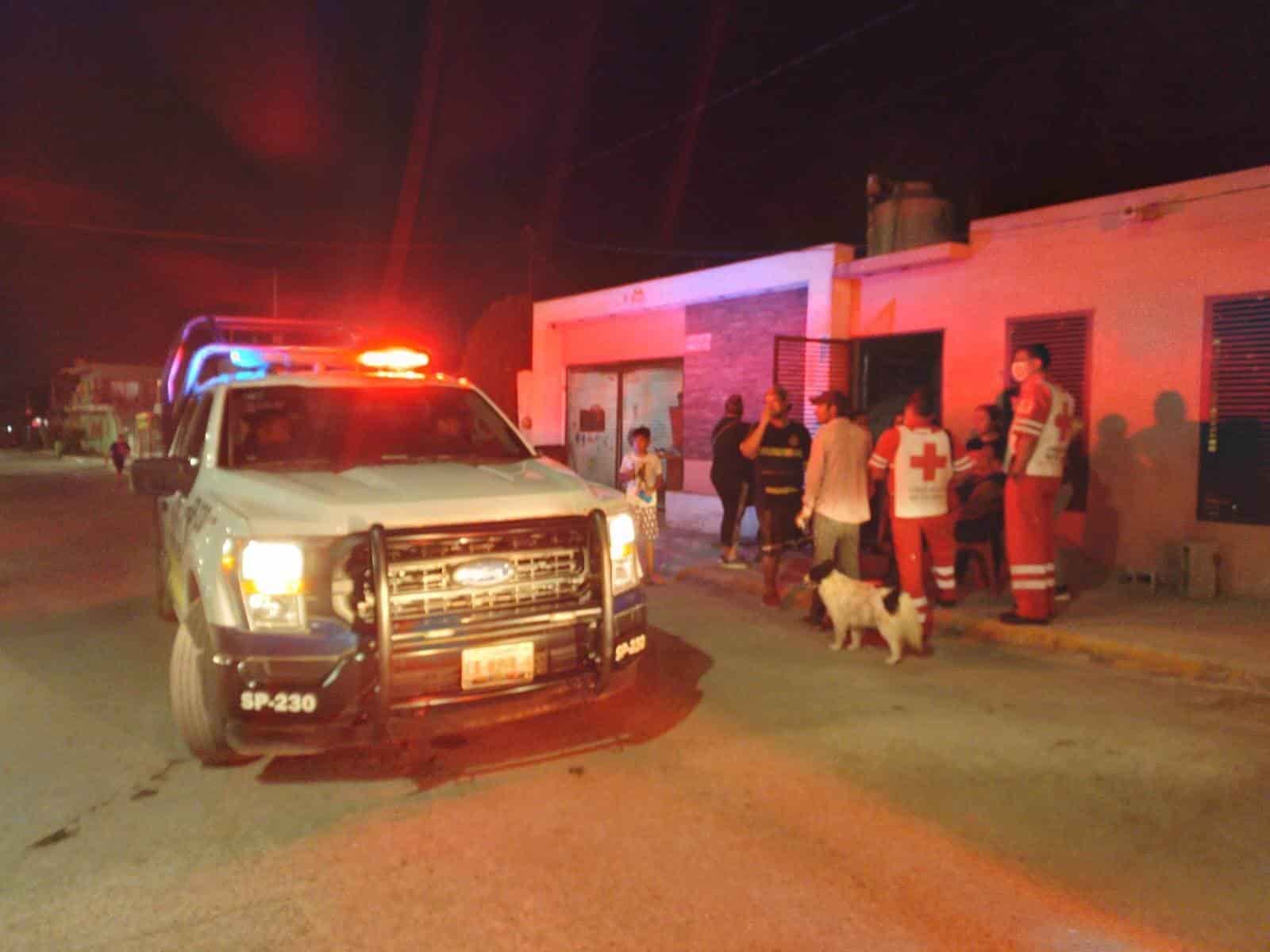 Se desmaya por pelea de su hijo
