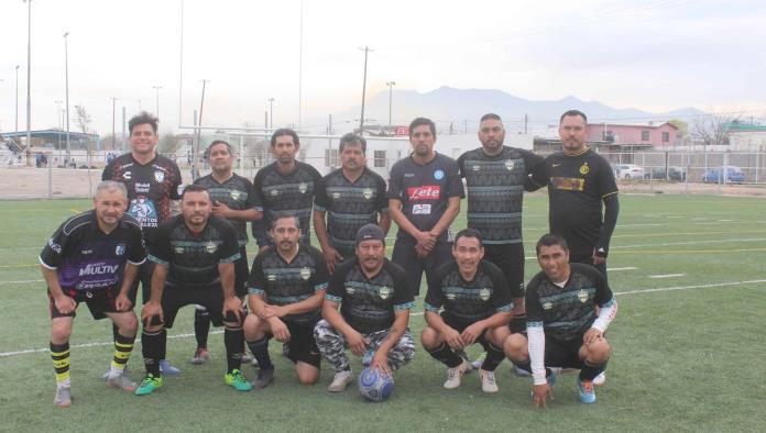 Tecni Techos y Cañeros, salen a mano