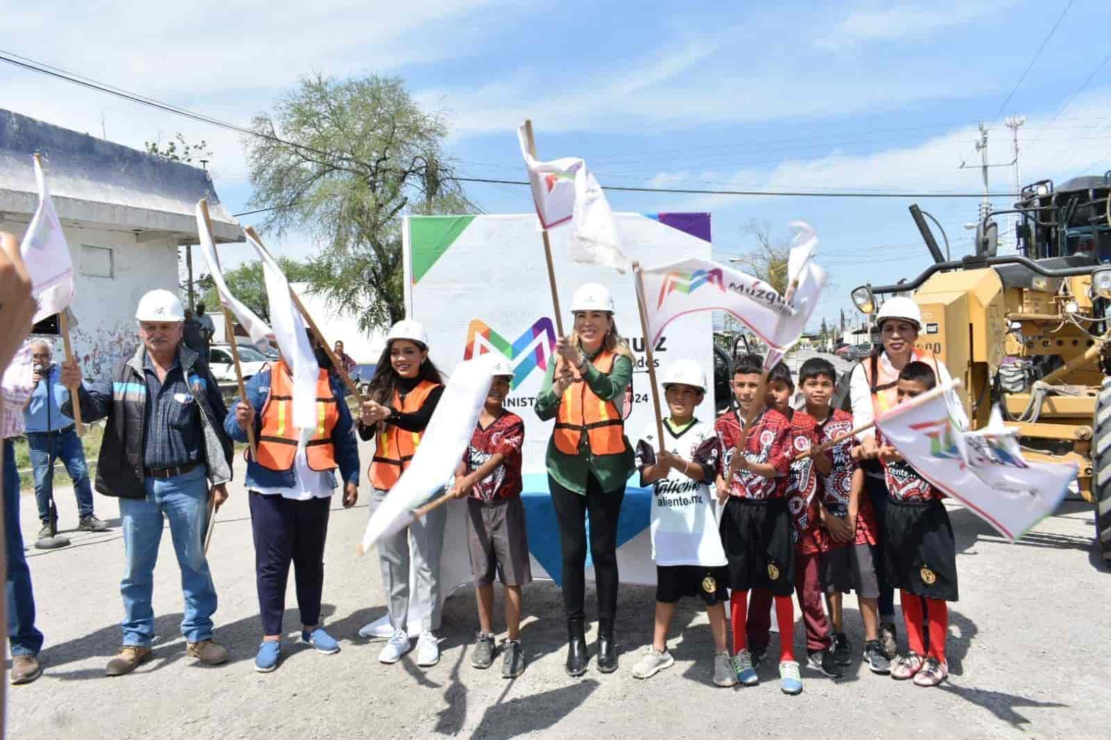 Arranca Tania Flores obras en Barroterán
