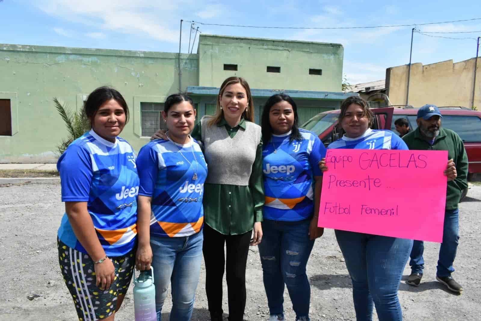 Arranca Tania Flores obras en Barroterán