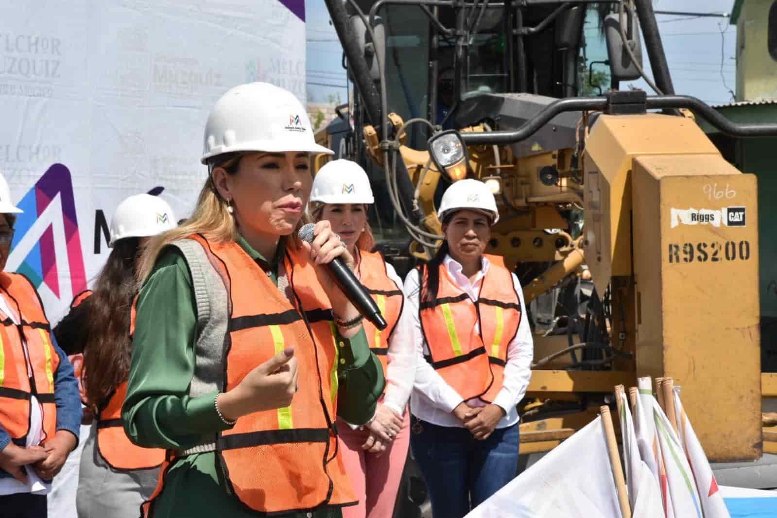 Arranca Tania Flores obras en Barroterán
