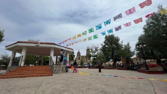Embellecen Múzquiz para Fiestas de hoy