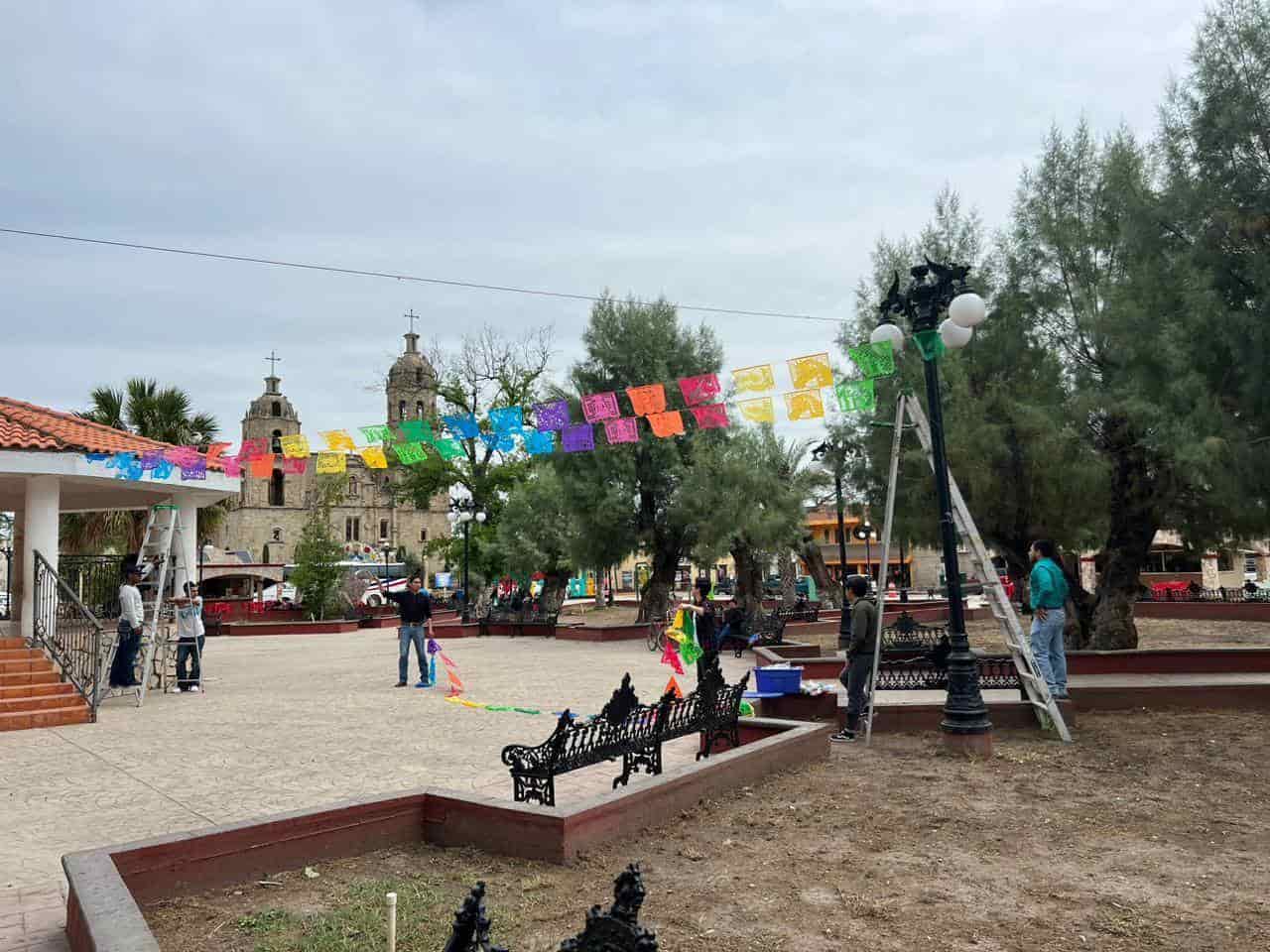 Embellecen Múzquiz para Fiestas de hoy