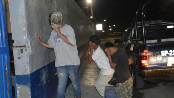 Traían menores arma de balines