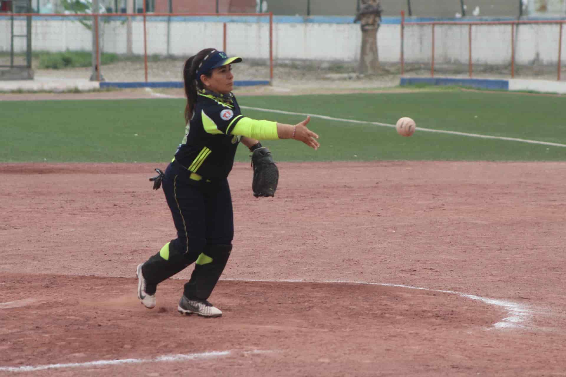 Liga femenil municipal de softbol