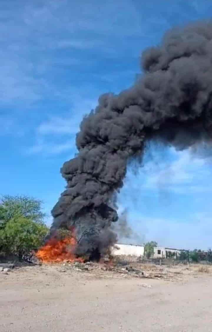 Nuevamente incendiaron neumáticos.