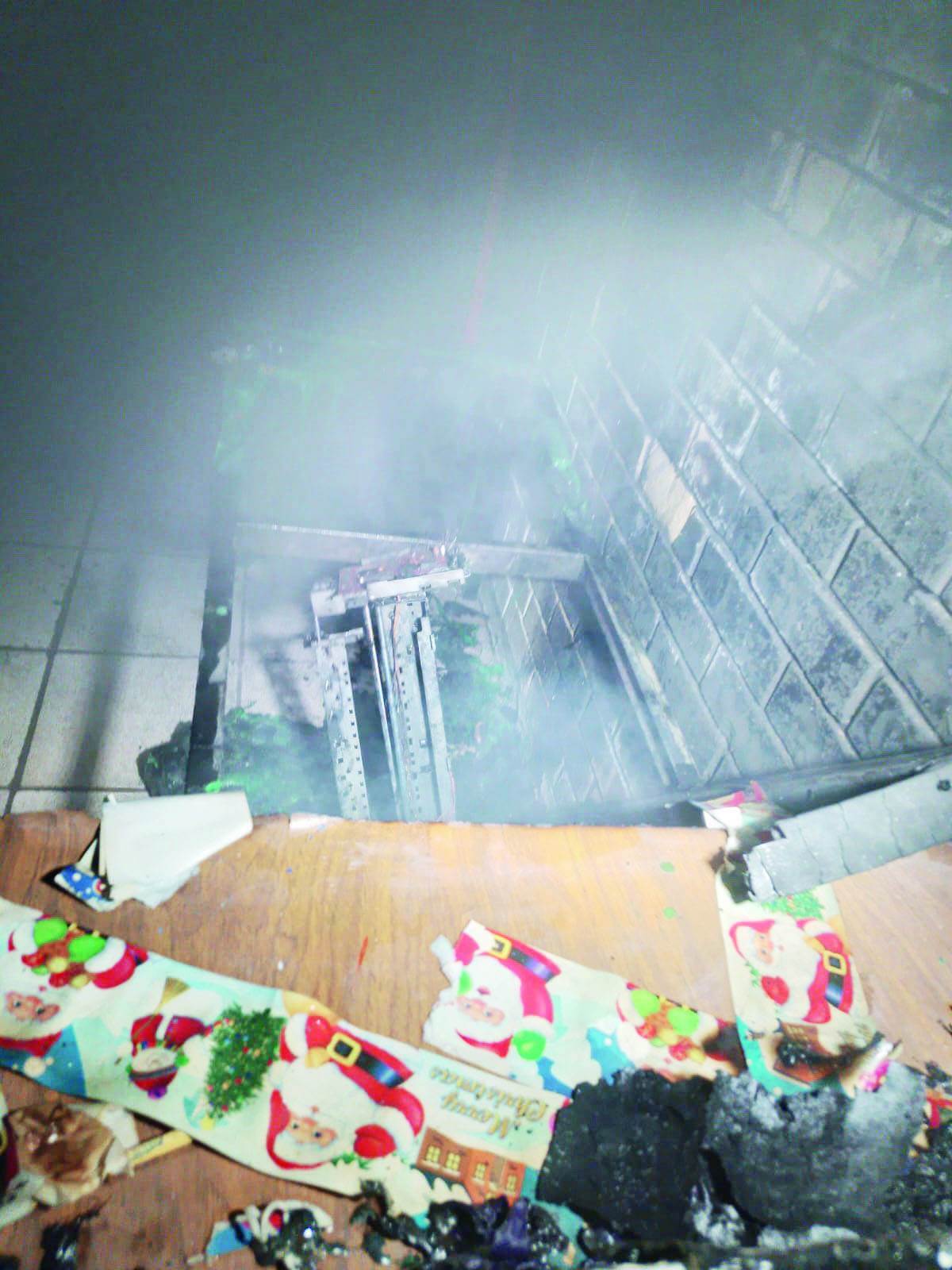 Se incendia salón de jardín de niños