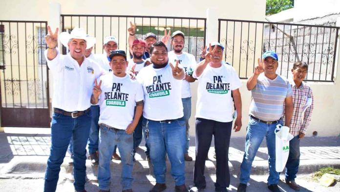 Más de 200 vecinos se reúnen con Parede