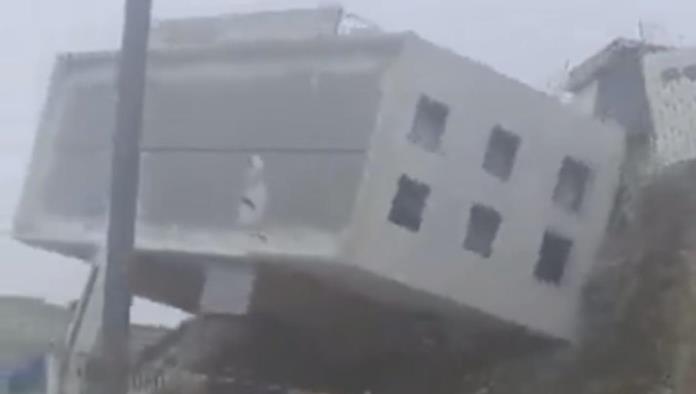 Se derrumba edificio en Tijuana