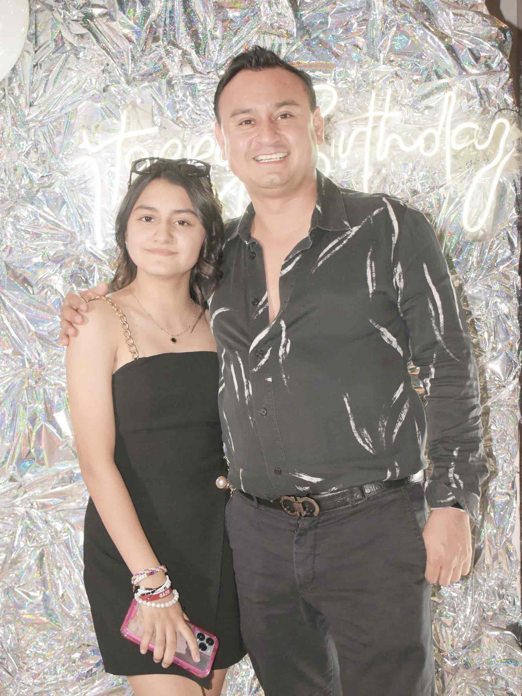 Celebran cumple de Alexa