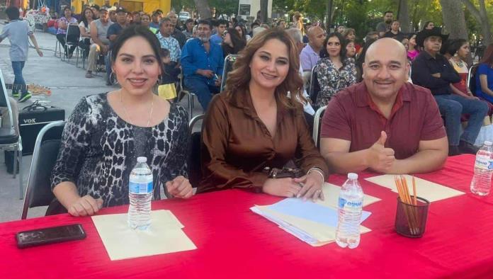 Destacan cantantes de SB en concurso