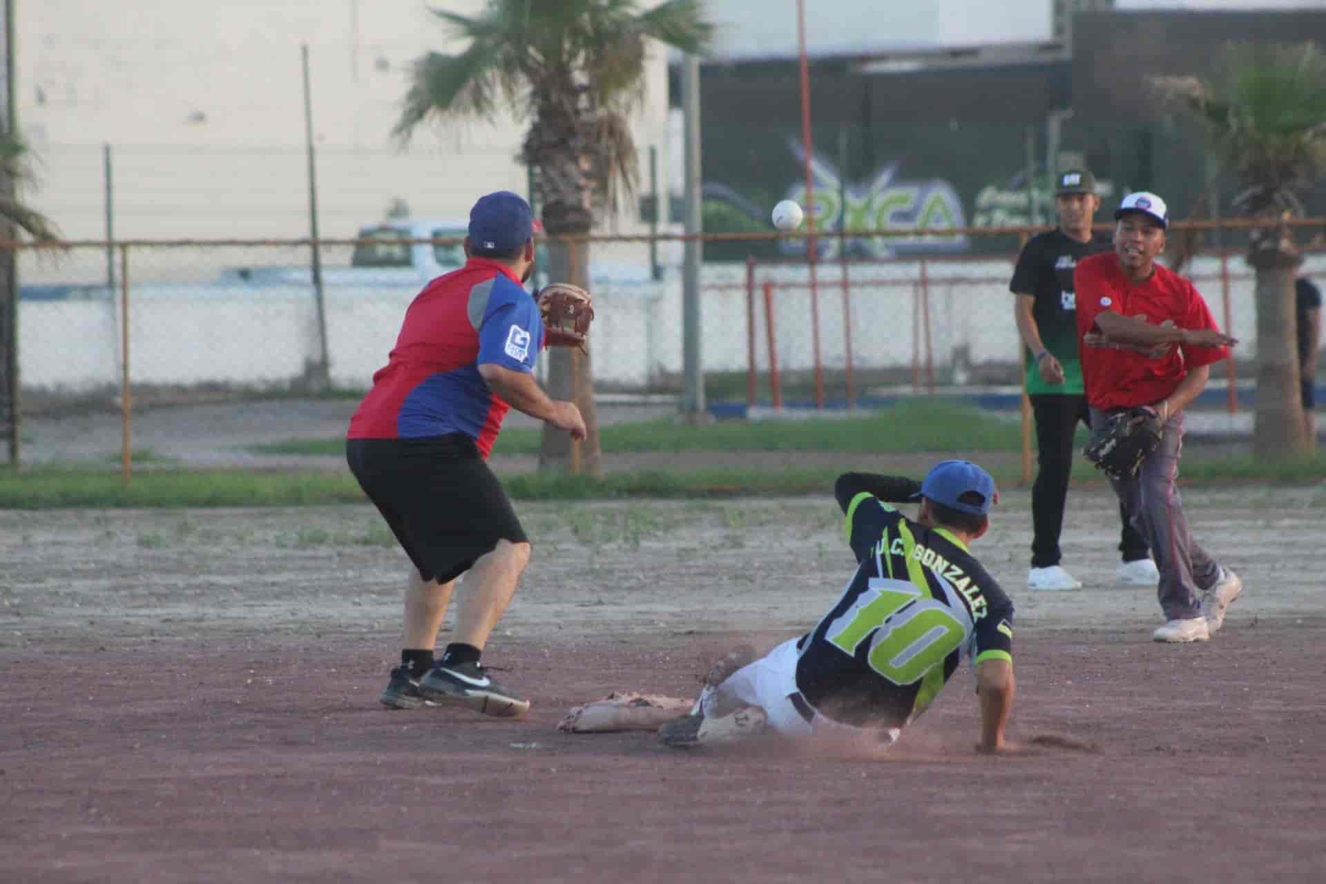 Van por el primer lugar
