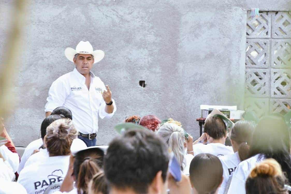 Recorre Paredes Colonia El Roble