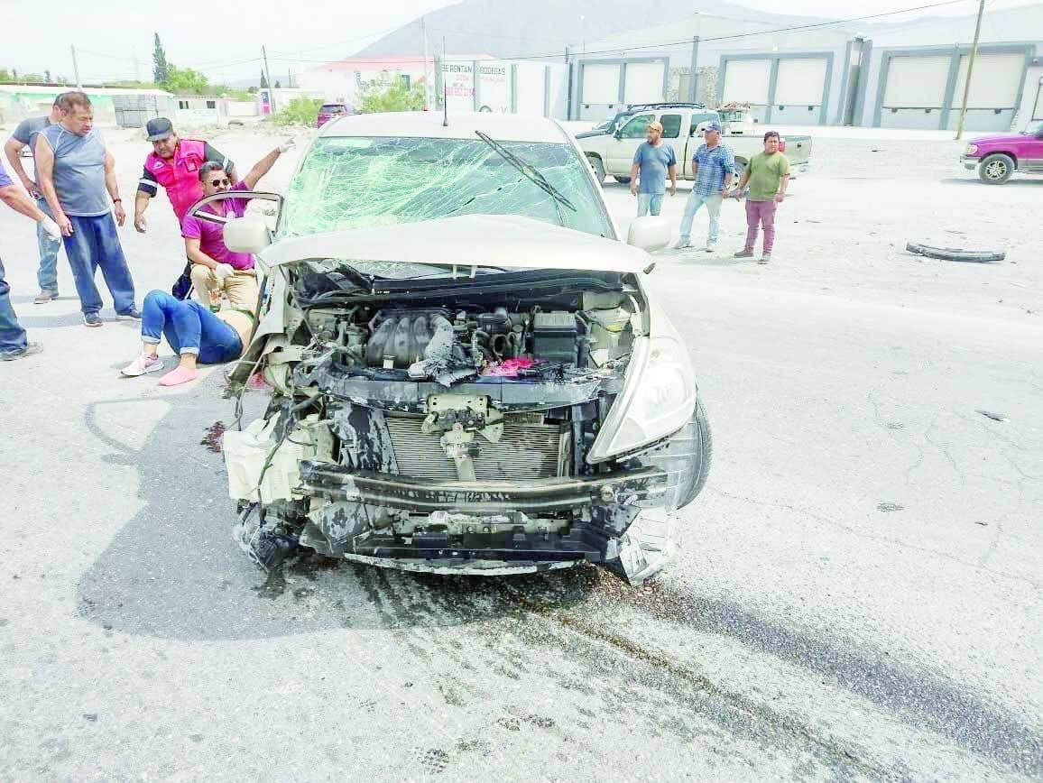 Sale disparada De su automóvil