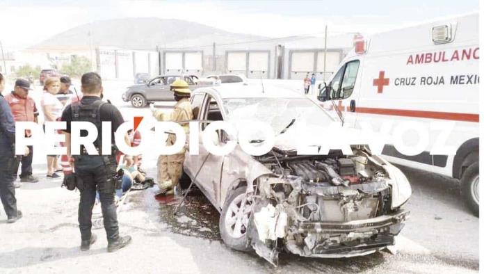 Sale disparada De su automóvil