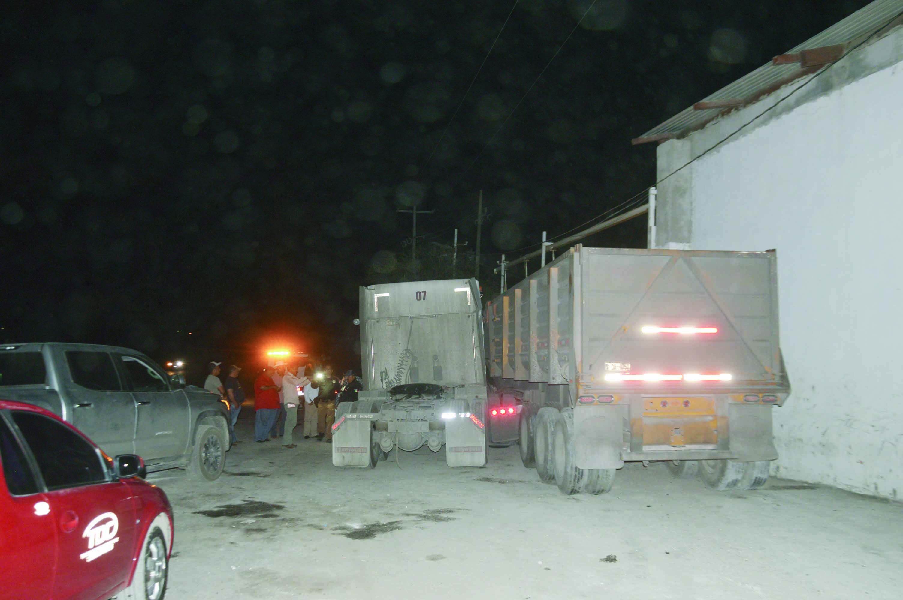 Dormita y choca Contra tráiler