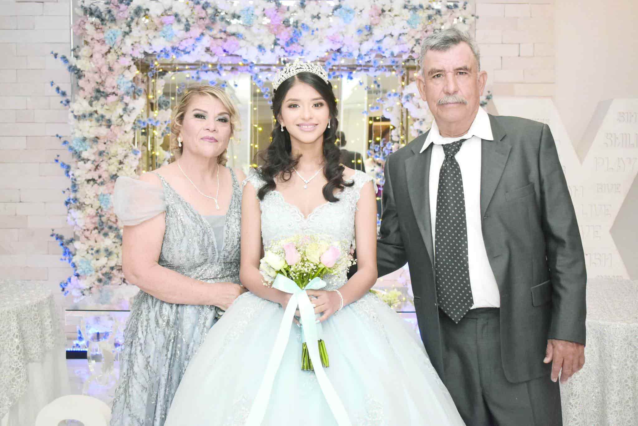 Sidney Jaqueline Celebra sus XV años