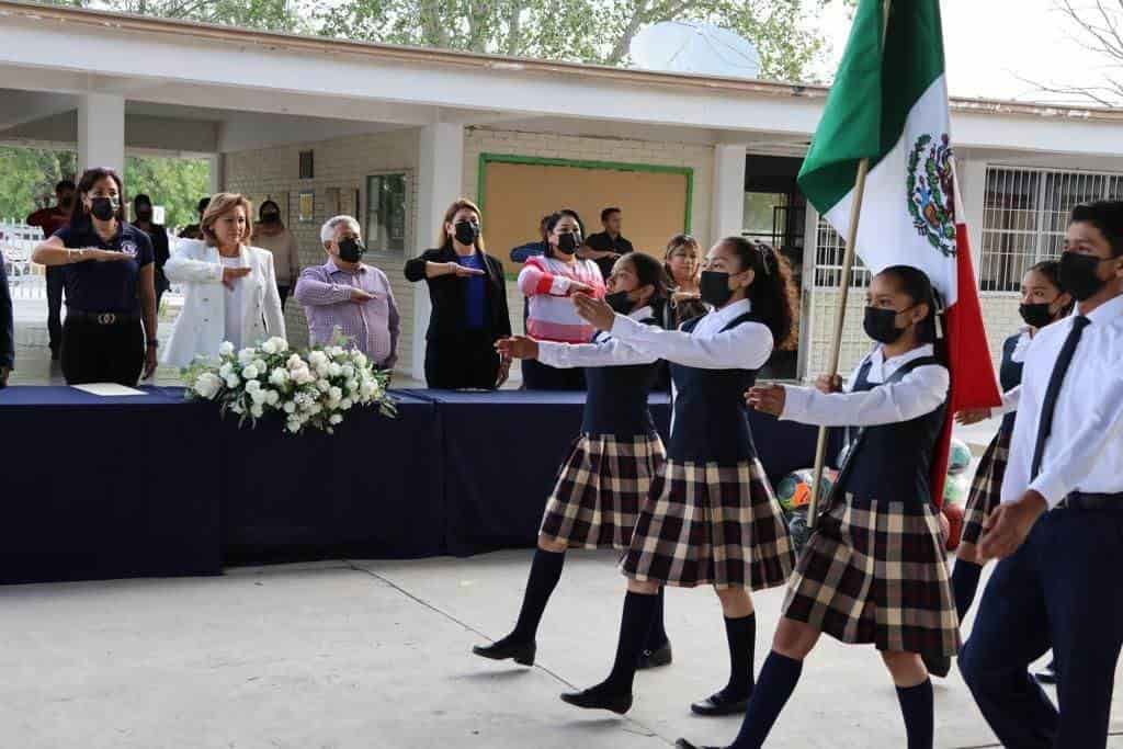 Aplican en Secundaria, “Maestra en mi Escuela”