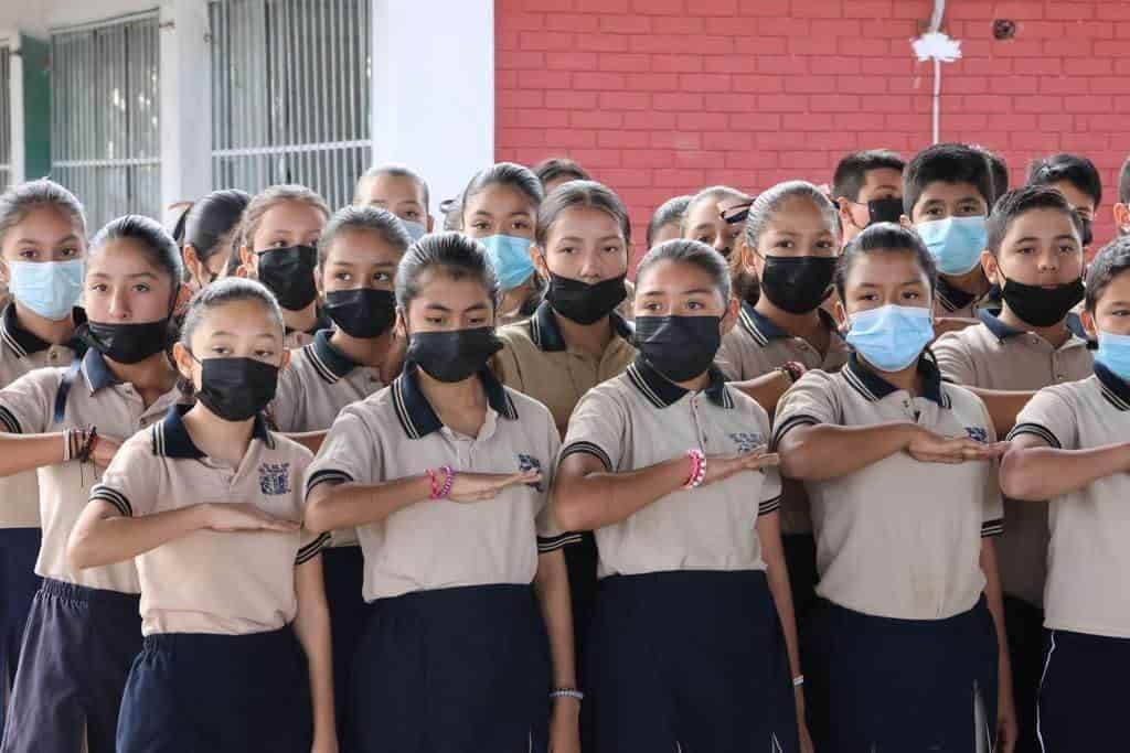 Aplican en Secundaria, “Maestra en mi Escuela”