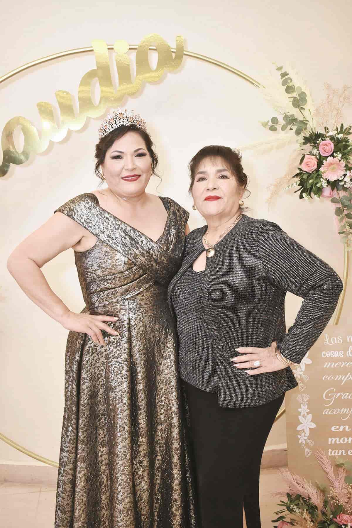 Fiesta sorpresa para Claudia