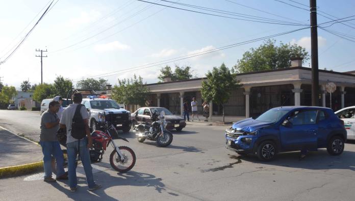 Se lleva deEncuentro aMotociclista