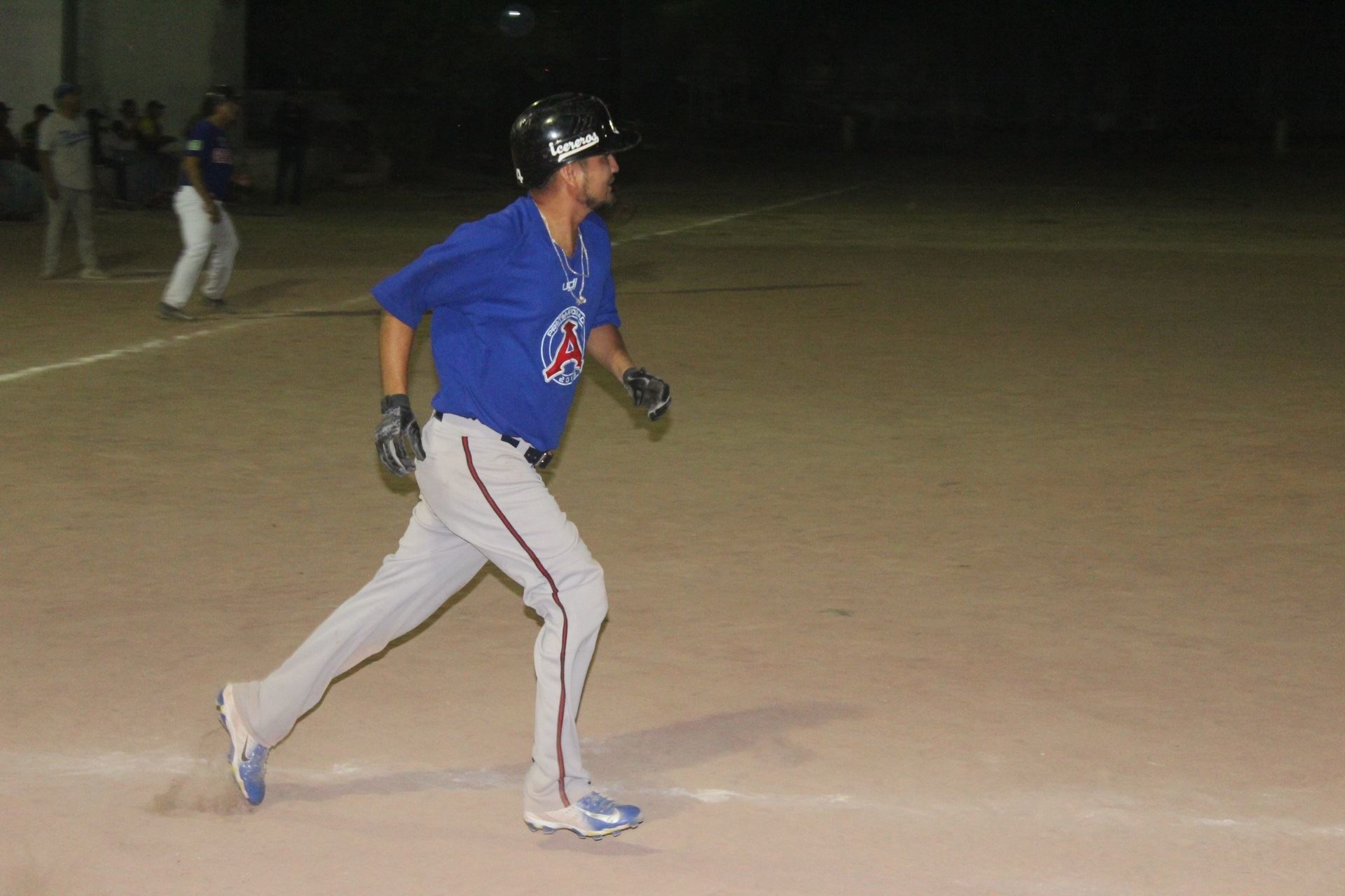 Carreros A son tricampeones
