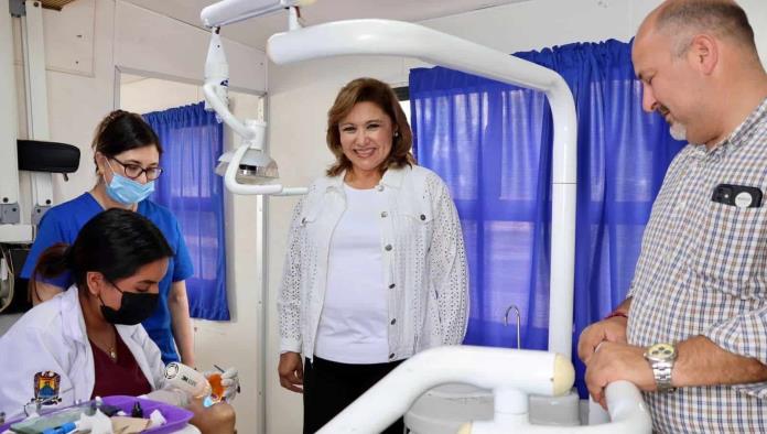 Agradecen vecinos Caravana de Salud