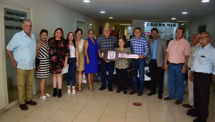 Entrega San Buena auto Glaciar 2023