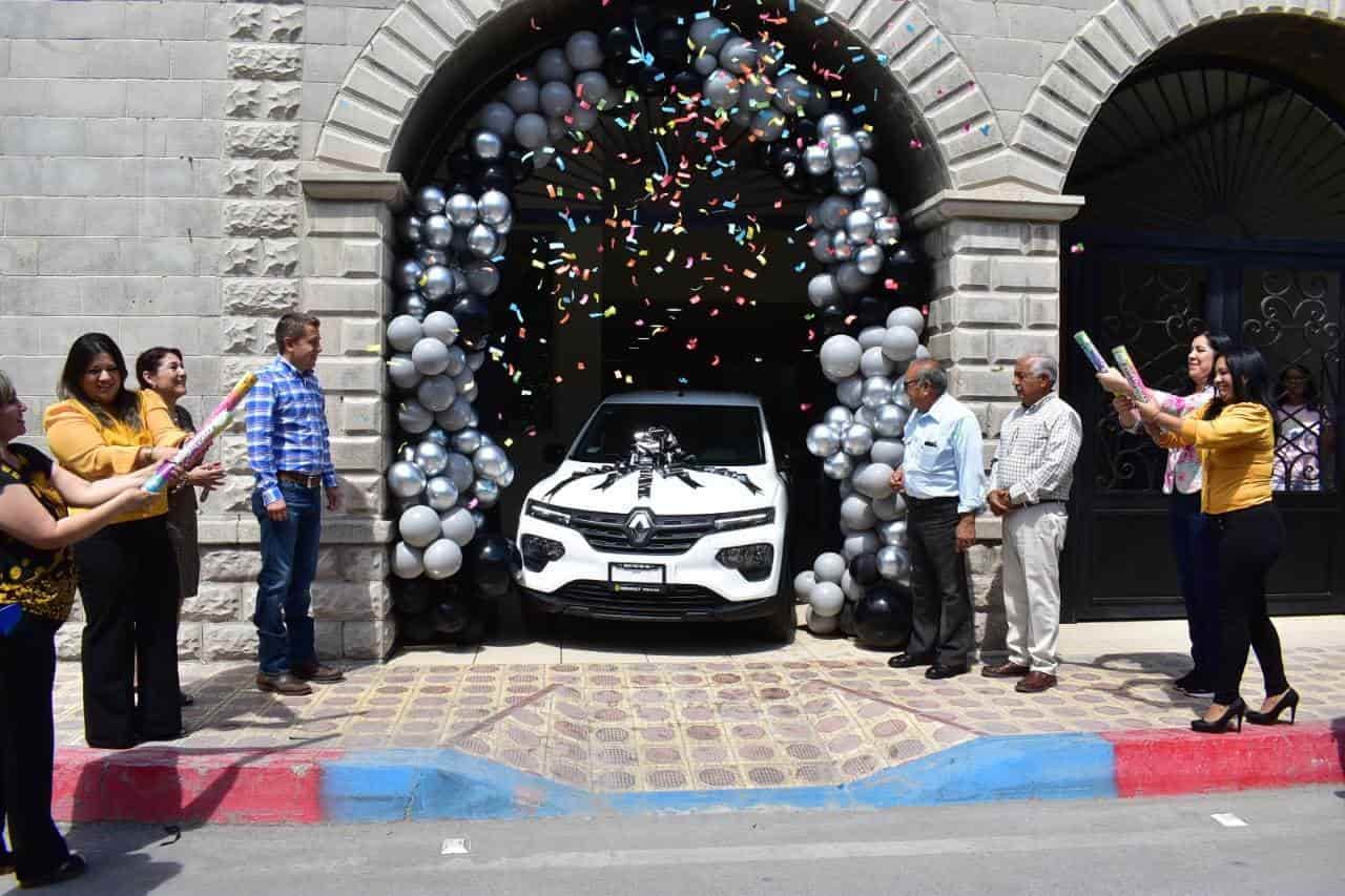 Entrega San Buena auto Glaciar 2023