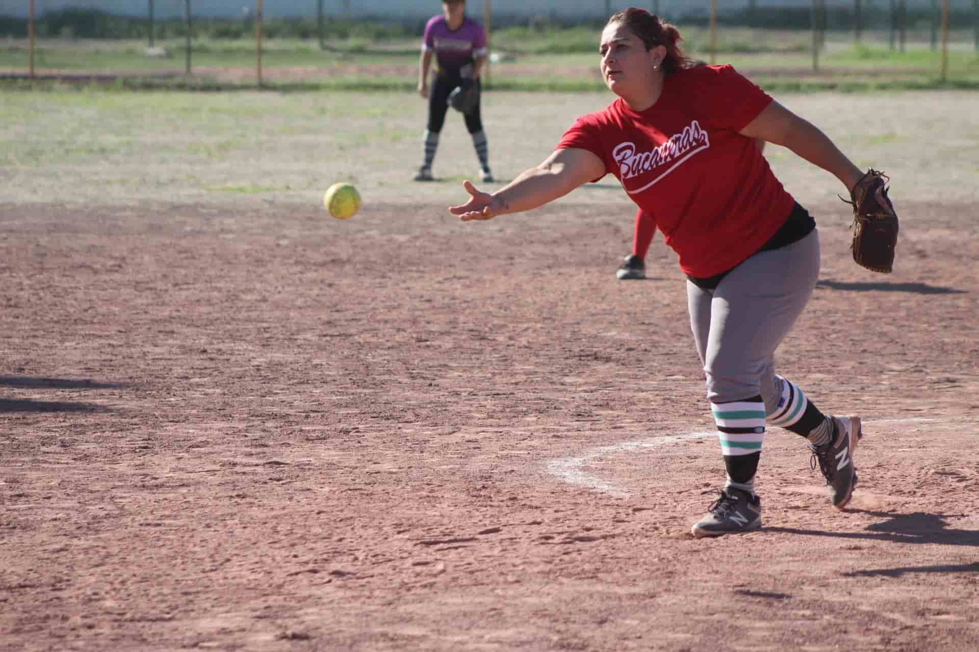 Termina juego con triple play
