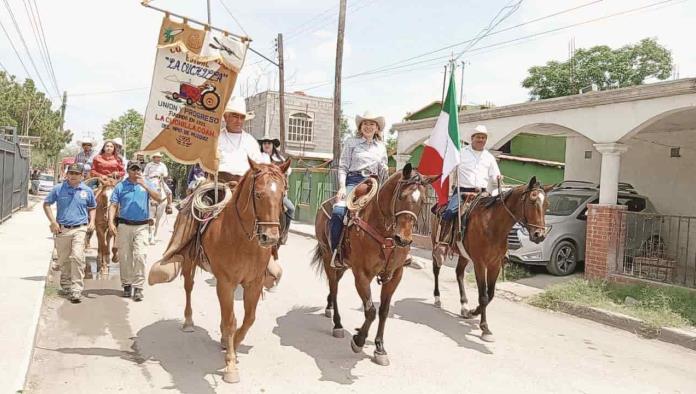 Celebran en ‘La Cuchilla’ 102 aniversario