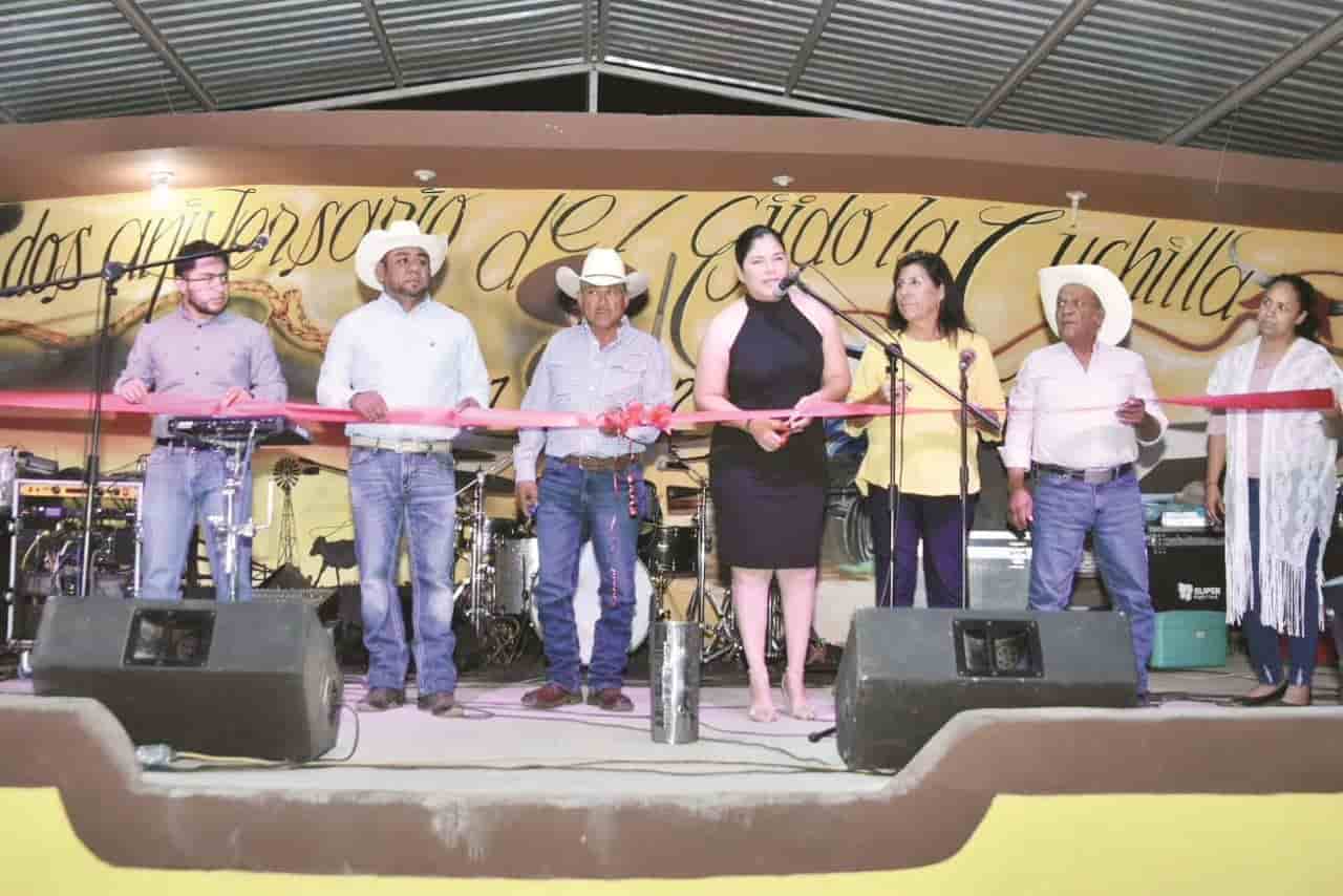 Celebran en ‘La Cuchilla’ 102 aniversario