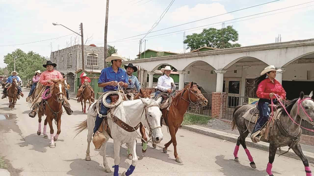Celebran en ‘La Cuchilla’ 102 aniversario